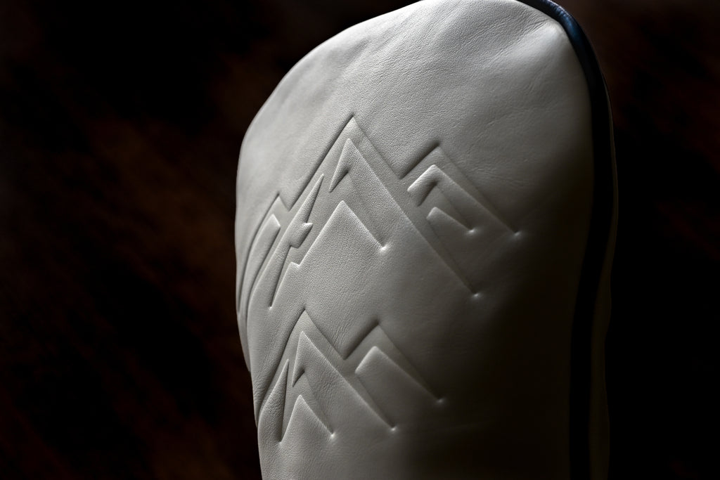 Ridge | White Traditional Driver Headcover
